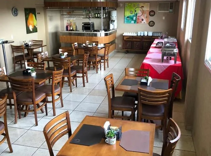 Robusti Plazza Hotel