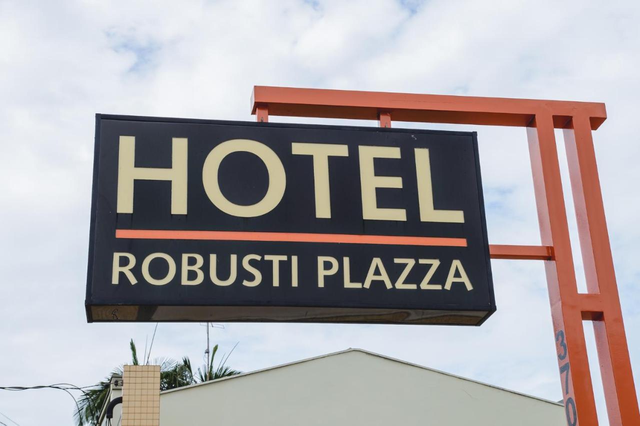 Robusti Plazza Hotel